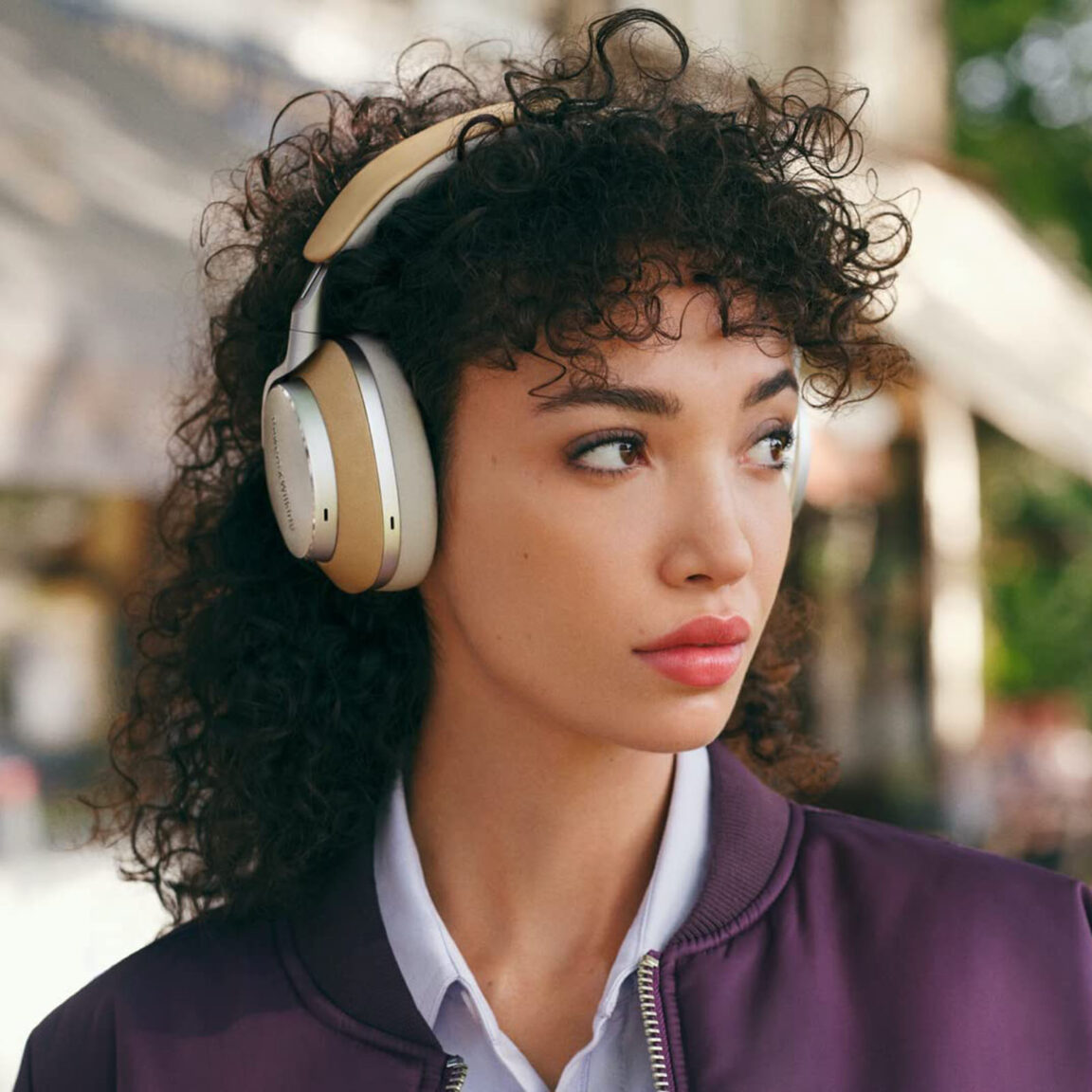 Bowers & Wilkins Headphones