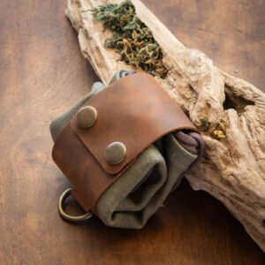 Foldable Foraging Pouch