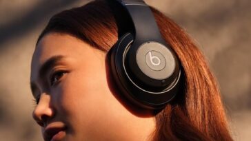 best cyber monday headphone deals
