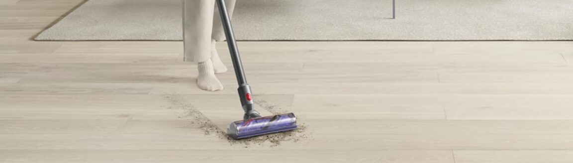 best cyber monday vacuum deals