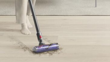 best cyber monday vacuum deals