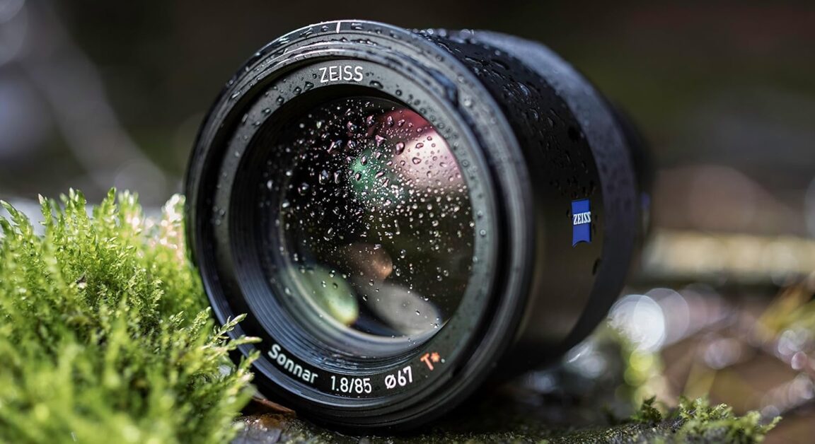 camera lens cyber monday deals