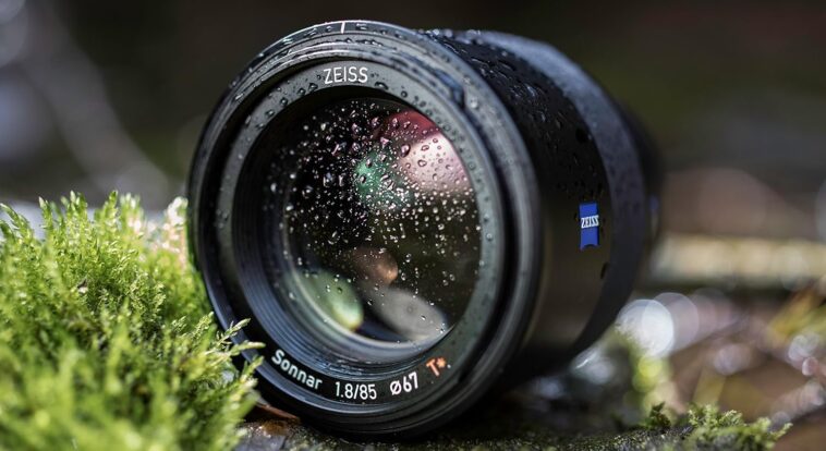 camera lens cyber monday deals