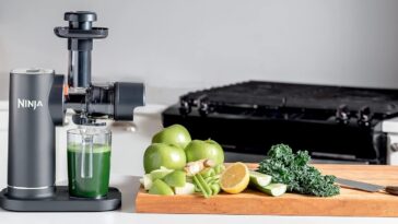 cyber monday juicer deals