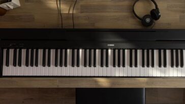 cyber monday piano keyboard deals